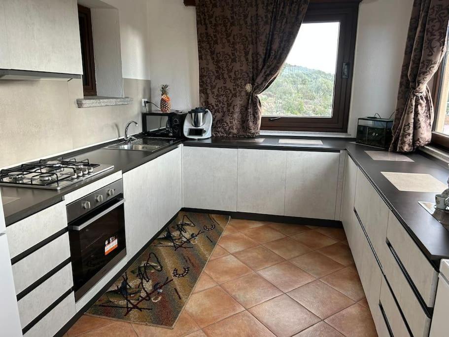 شقة Attico Anais Loiri Porto San Paolo المظهر الخارجي الصورة
