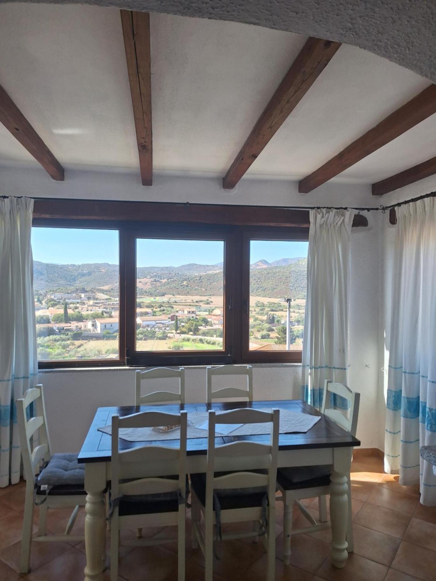 شقة Attico Anais Loiri Porto San Paolo المظهر الخارجي الصورة